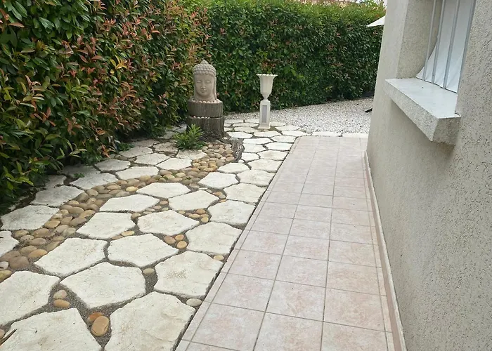 Des Orangers * Lattes