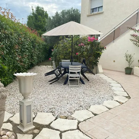 Des Orangers Apartmán Lattes